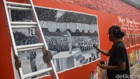 Tahun 2024 merupakan tahun pertama peringatan hari kebaya nasional dengan tema perempuan Indonesia berkebaya berdaya, berkarya berbudaya menuju Indonesia emas.  