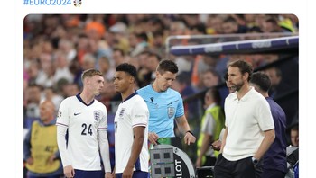 Southgate dinilai brilian dalam pergantian pemain yang mengantar kemenangan Inggris. Foto: Twitter