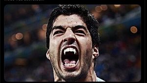 Luis Suarez Mau Gigit Pemain Lawan? Memenya pun Bermunculan