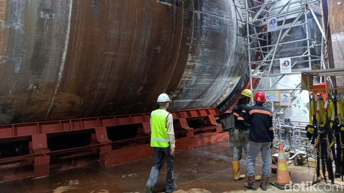 Mengintip Progres Pembangunan Stasiun MRT Glodok-Kota Stasiun MRT Glodok-Kota adalah stasiun yang masuk dalam proyek pembangunan Fase 2A MRT Jakarta Bundaran-HI Kota. Yuk lihat proses pembangunannya.