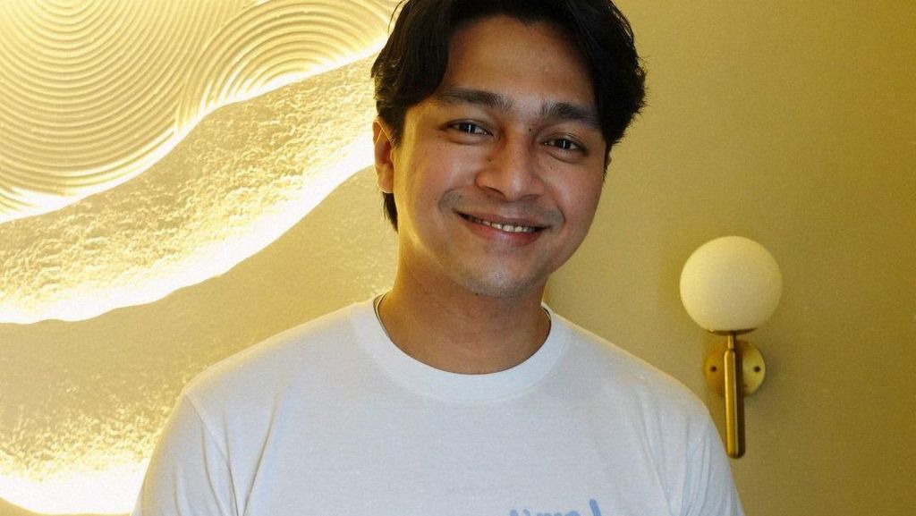 Respons Deva Mahenra Dicap Duta Perselingkuhan Gegara Film