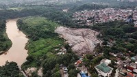 Dinas Lingkungan Hidup Kota Tangerang Selatan berencana membangun pembangkit listrik tenaga sampah (PLTSa) di TPA yang terletak di Serpong tersebut. 
