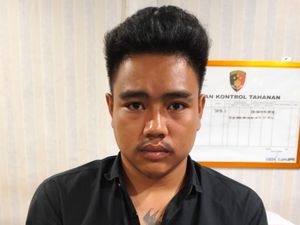 Tampang Suami yang Bunuh Istri Sedang Hamil 8 Bulan di Solok