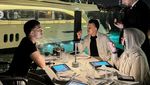 Saaih Halilintar Makan Makanan Mewah hingga Aneh Bareng Keluarganya