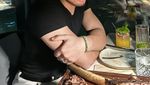 Saaih Halilintar Makan Makanan Mewah hingga Aneh Bareng Keluarganya