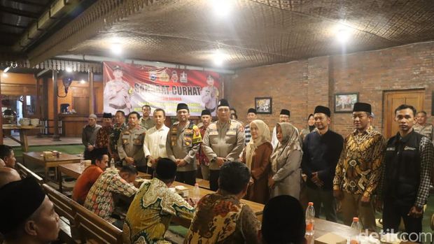 Sahabat Curhat Polresta Sidoarjo di Porong