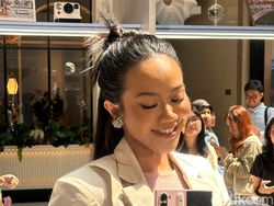 Aksi Anya Geraldine Sampai Reza Rahadian di Samsung Galaxy Experience Space