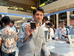 Aksi Anya Geraldine Sampai Reza Rahadian di Samsung Galaxy Experience Space