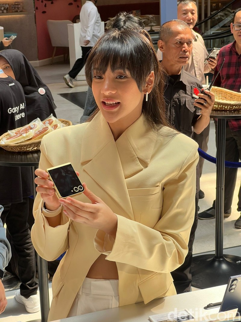 Anya Geraldine di Galaxy Experience Space