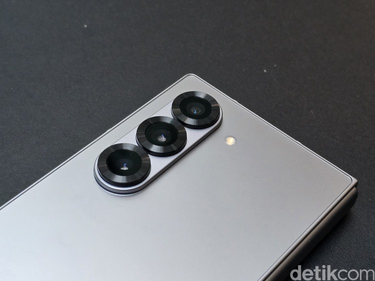 Samsung Galaxy Z Fold 6