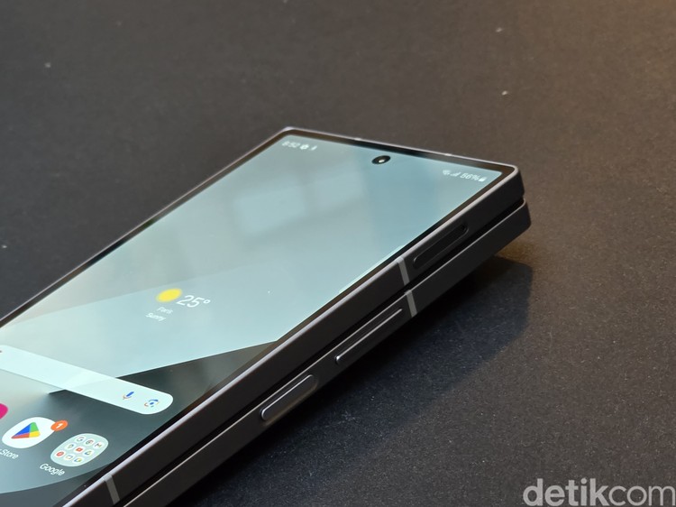 Samsung Galaxy Z Fold 6