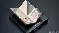 iPhone Duo Pakai Kamera Bawah Layar, Samsung Sudah Coba Sejak Fold3