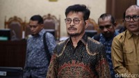 Hakim juga menghukum SYL membayar uang pengganti sejumlah uang yang diterimanya, yakni Rp 14.147.144.786 (Rp 14,1 miliar) dan USD 30 ribu.