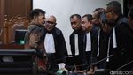 Tok! SYL Divonis 10 Tahun Penjara