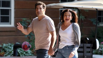 Sheryl Sandberg dan Tom Bernthal tiba di Allen and Co. Sun Valley tahunan Konferensi Media dan Teknologi di Sun Valley Resort di Sun Valley, Idaho, AS.
