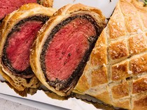 6 Makanan yang Dulu Hanya untuk Bangsawan, Salah Satunya Beef Wellington