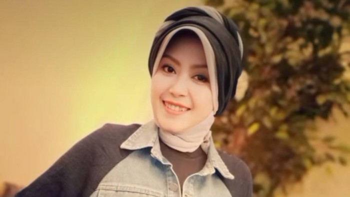 anie carera