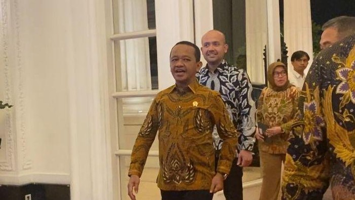 Menteri Invetasi/Kepala BKPM Bahlil Lahadalia turut menghadiri malam puncak anugerah Hoegeng Awards 2024.