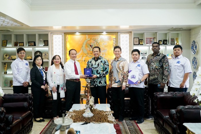Bamsoet dan KCBI