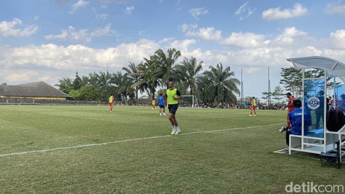 Bek anyar Cleberson Martins de Souza sudah bergabung dengan skuad PSS Sleman, Jumat (12/7/2024).