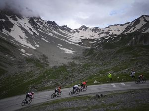 Bingkai Sepekan: Menikmati Balapan dan Indahnya Jalur Tour de France