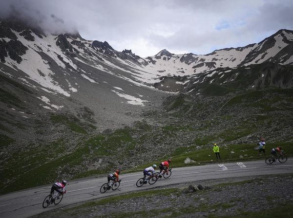 Bingkai Sepekan: Menikmati Balapan dan Indahnya Jalur Tour de France