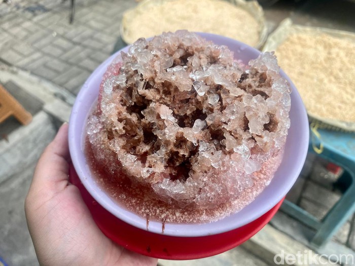 Blusukan! Sarapan Pempek di Tebet yang Eksis Sejak 35 Tahun Lalu Blusukan! Sarapan Pempek di Tebet yang Eksis Sejak 35 Tahun Lalu