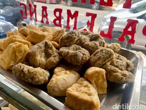 Pempek dan Siomay Jadi Jajanan Kaki Lima Terenak di Dunia