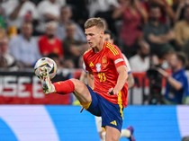 Barcelona Gigit Jari, Leipzig Tak Berniat Lepas Dani Olmo
