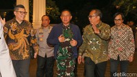 Panglima TNI Jenderal Agus Subiyanto juga turut hadir. Anugerah Hoegeng Awards 2024 akan diberikan untuk 5 polisi teladan dalam berbagai kategori.