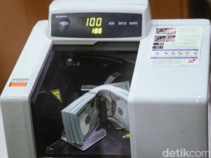 Dolar AS Diramal Tetap Berada di Level Rp 16.000 Sepanjang Tahun