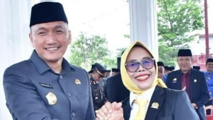 Farid Kasim Judas (FKJ) dan Nurhaenih.