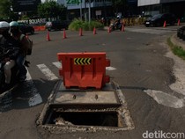 Hati-hati, Ada Lubang Gorong-gorong di Pondok Cabe Tangsel