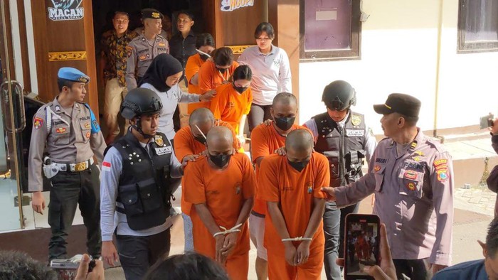 Komplotan pencuri 106 gram emas di Trenggalek yang beraksi lintas provinsi.