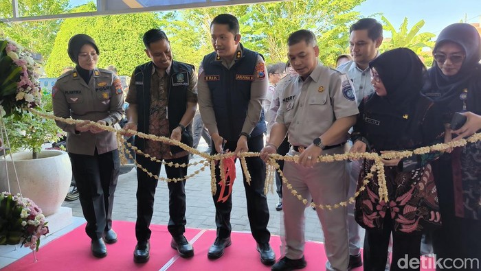 Launching Mawatu di Samsat Surabaya Barat