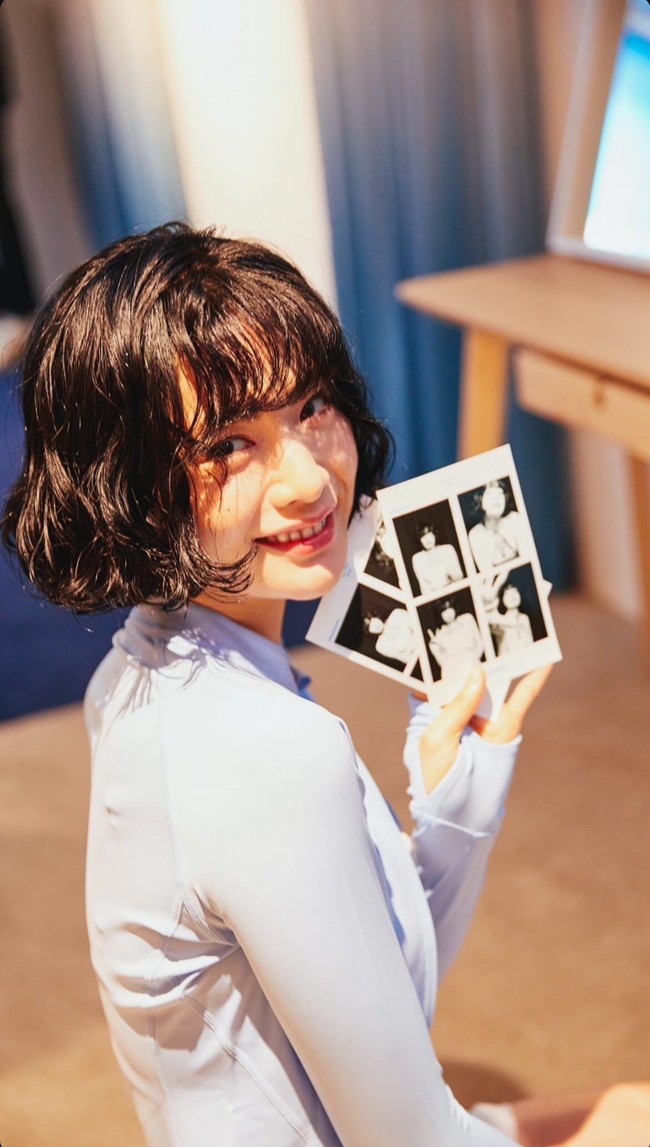Pada Kamis (11/7/2024) kemarin, Nana eks After School membagikan foto transformasinya di Instagram. Unggahan fotonya sontak dibanjiri komentar netizen dan penggemar yang pangling. Foto: Instagram