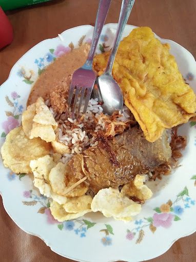 Nasi uduk di Jakarta Barat