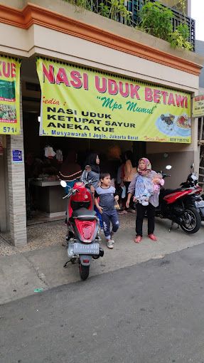 Nasi uduk di Jakarta Barat