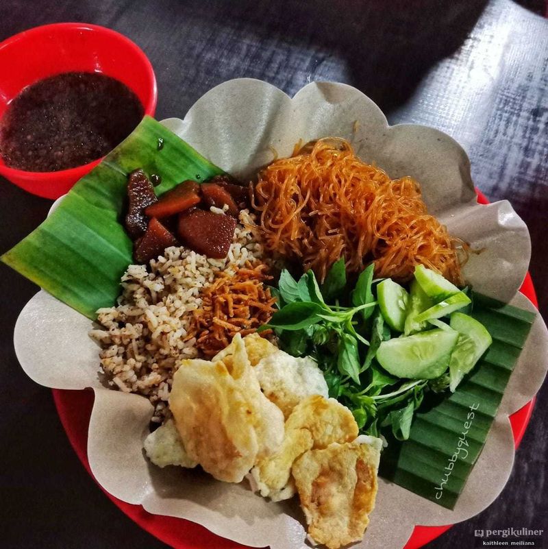 Nasi uduk di Jakarta Barat