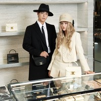 Sebelumnya Park Bo Gum dan Danielle NewJeans telah disandingkan saat terbang ke Taipei untuk memeriahkan acara pembukaan butik CELINE di Taipei, Taiwan. Foto: dok. CELINE