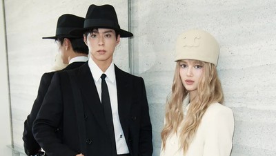 8 Foto Park Bo Gum & Danielle NewJeans Bersanding di Acara CELINE Jepang