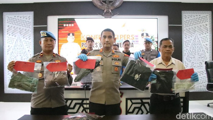 Tersangka kasus pembunuhan terhadap mantan istrinya di Banjarnegara.