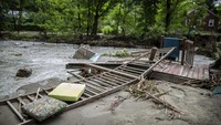 Badai beryl mengakibatkan wilayah tersebut dilanda banjir.