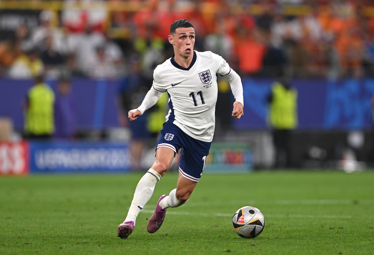 Phil Foden salah satu pemain Inggris yang mesti diwaspadai Spanyol di final Euro 2024. Foto: Getty Images/Stu Forster