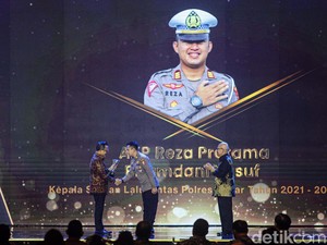 Di Hadapan Kapolri, AKP Reza Cerita Densanak Tuli Bentuk Kehadiran Polri