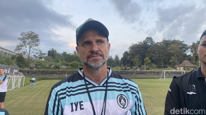 Pelatih PSS Sleman, Wagner Lopes saat ditemui di Lapangan Pakembinangun, Sleman, Jumat (12/7/2024).