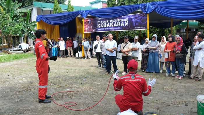 Pusri merealisasikan agenda bertajuk Sosialisasi & Pelatihan Tanggap Bencana Kebakaran Kampung Sehati 2024