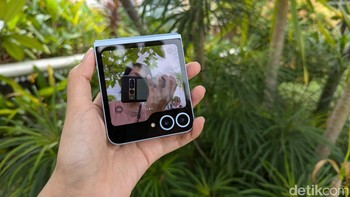 Sementara itu kamera belakangnya mendapatkan upgrade signifikan dengan kamera utama 50 MP dan kamera ultrawide 12 MP. Foto: Virgina Maulita Putri/detikINET