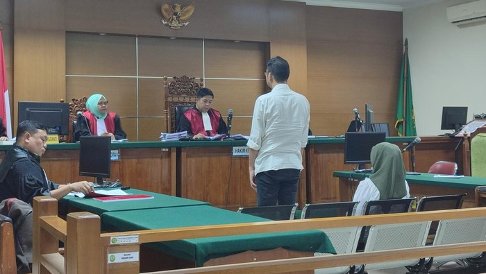 Pasangan Suami-Istri Dituntut Penjara atas Pembobolan Bank yang Merugikan Miliaran Rupiah di Banten