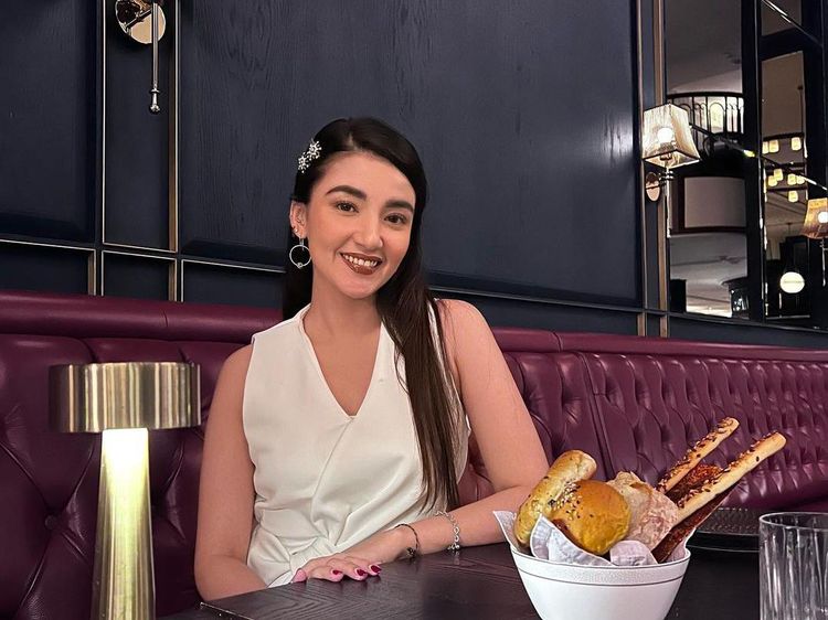 Tsania Marwa Bagikan Momen Serunya Makan di Restoran